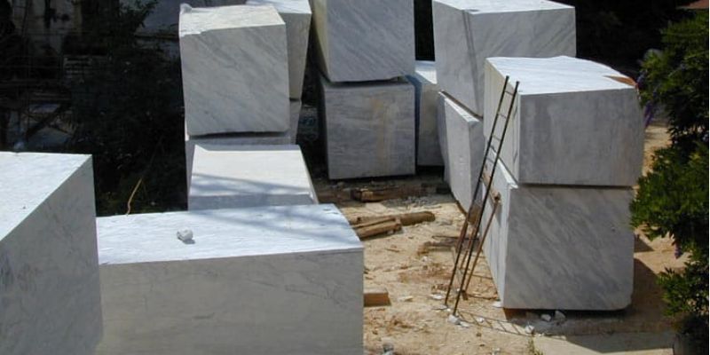 Resolução CONTRAN nº 935 – Transporte de blocos e chapas de rochas ornamentais.